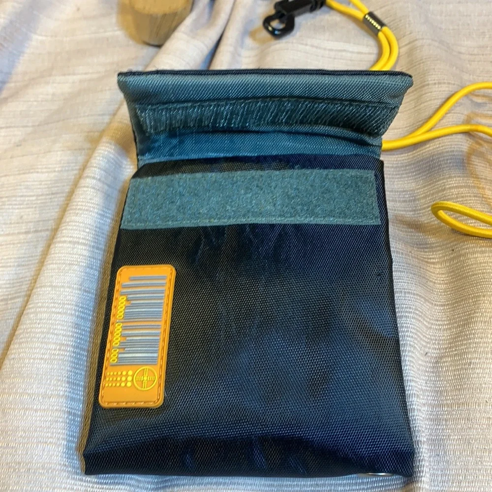 NWOT SurPlus foldable wallet w/bungee leash